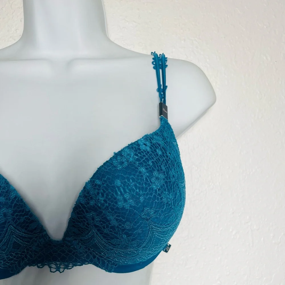Victoria's Secret Deep Teal Lace Bra - Picture 2 of 4